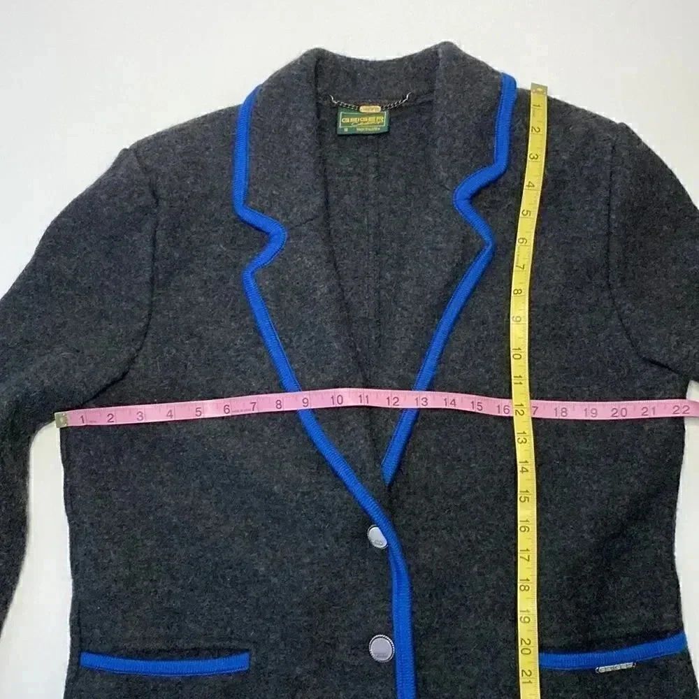 Geiger Collections Made in Austria Coat - Picture 7 of 11